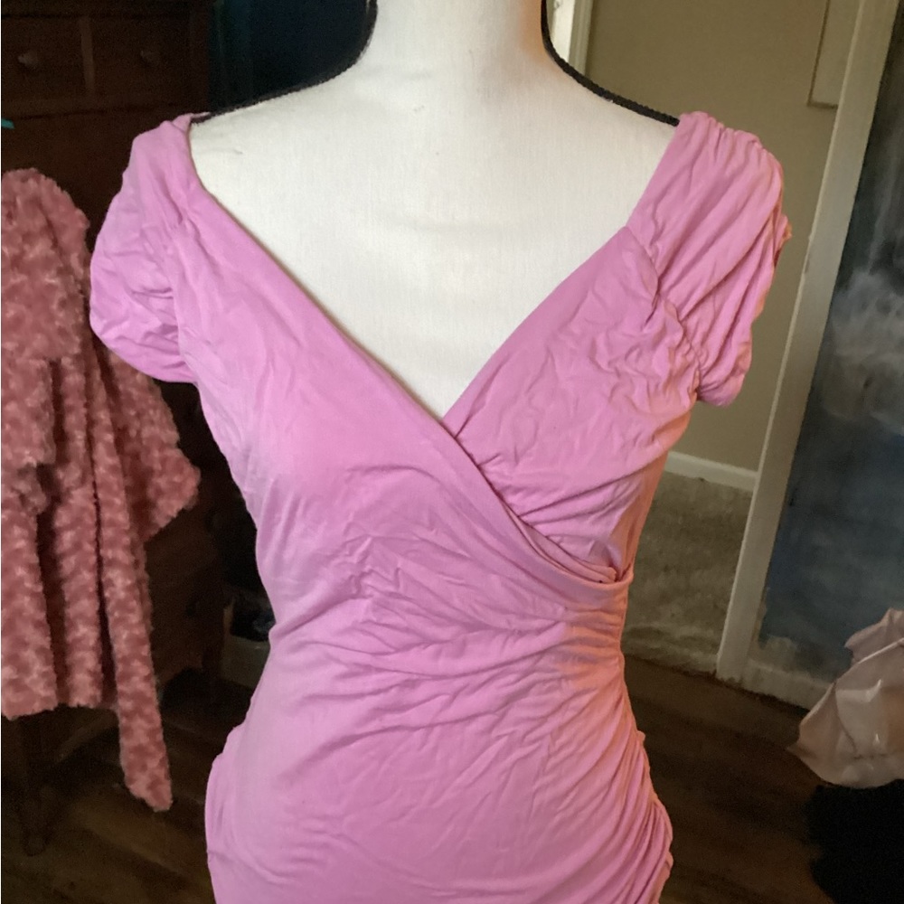 Pink rouched short sleeved shirt. Size m